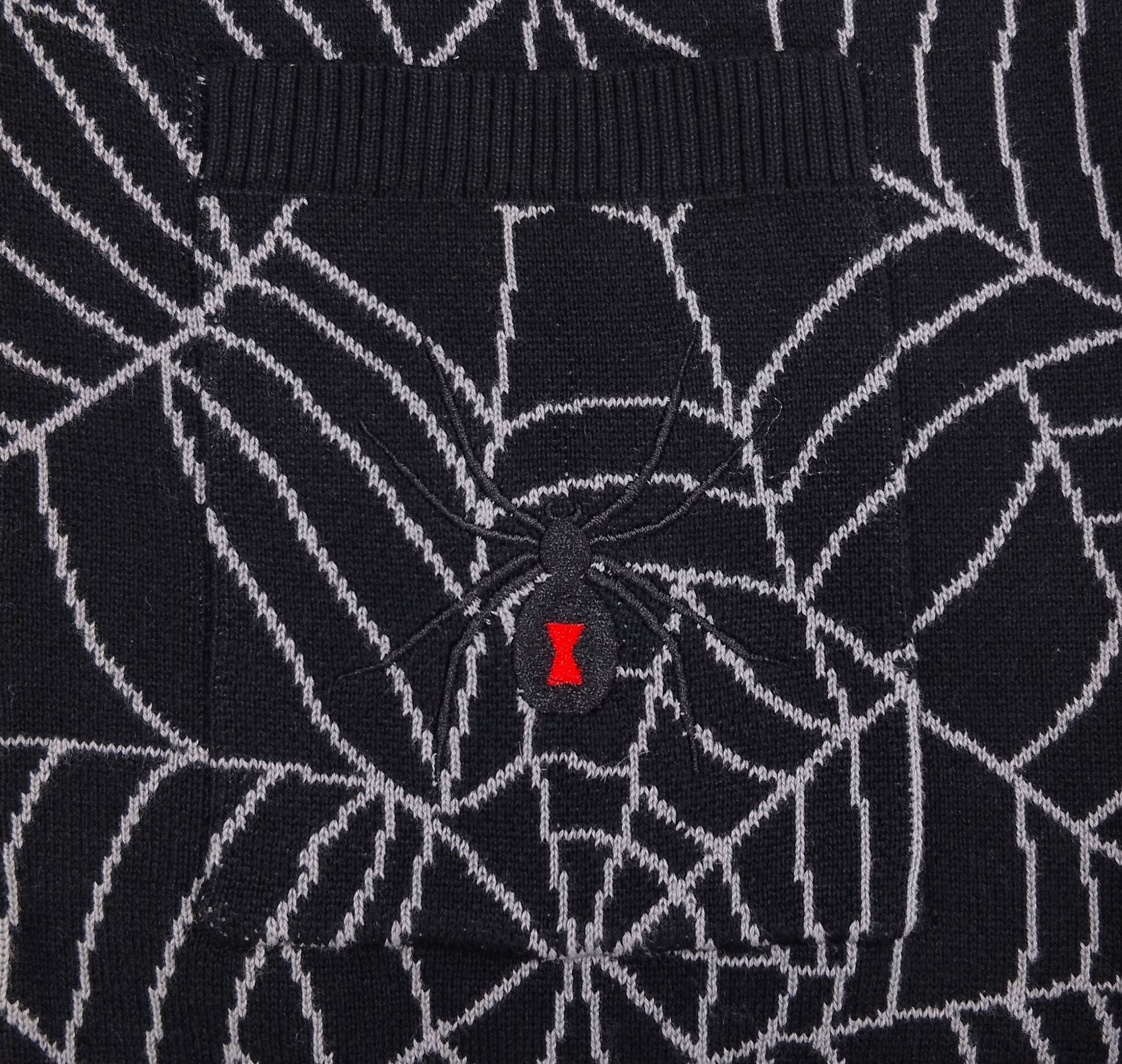 Black_Widow_Cardigan_-_Sleepy_Peach_2