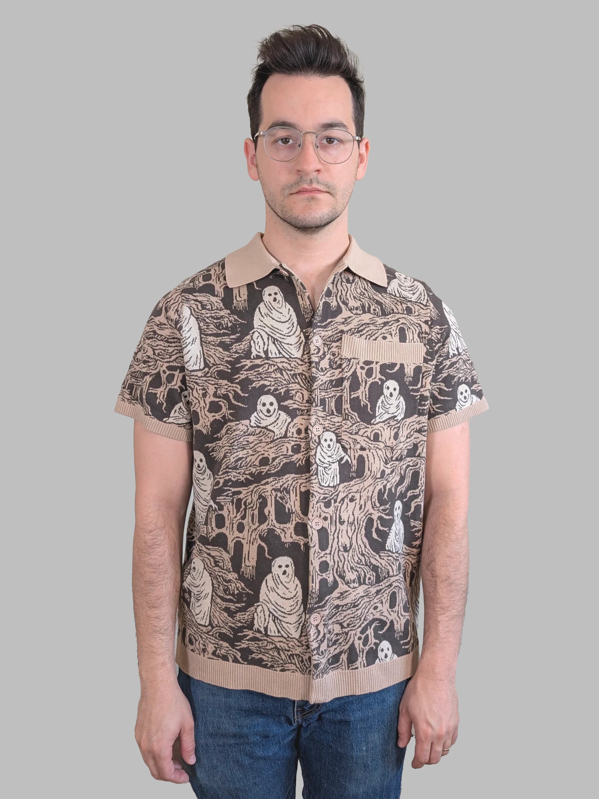 Eldritch Horror Button Up - Sleepy Peach