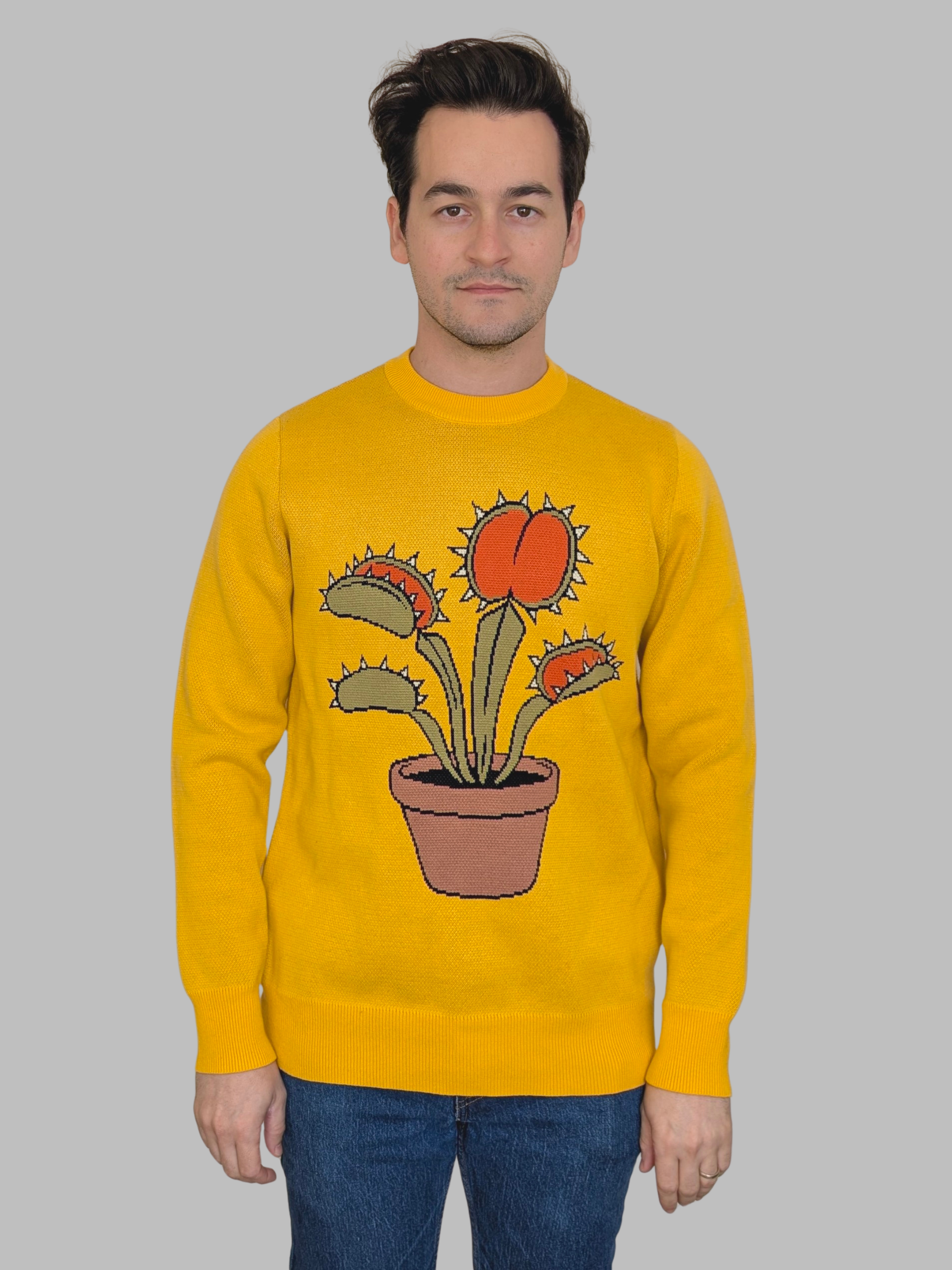 Venus_Flytrap_Sweater_-_Sleepy_Peach