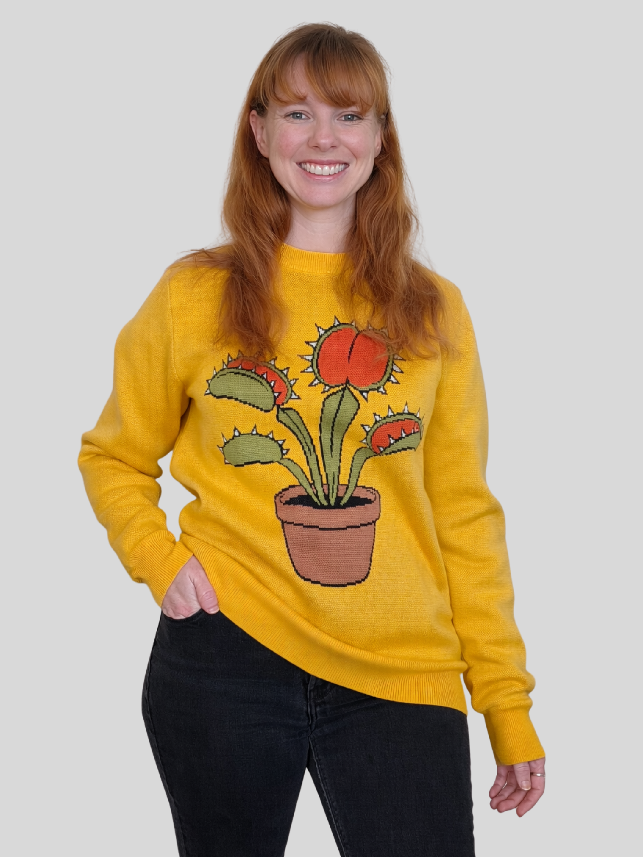 Venus_Flytrap_Sweater_-_Sleepy_Peach