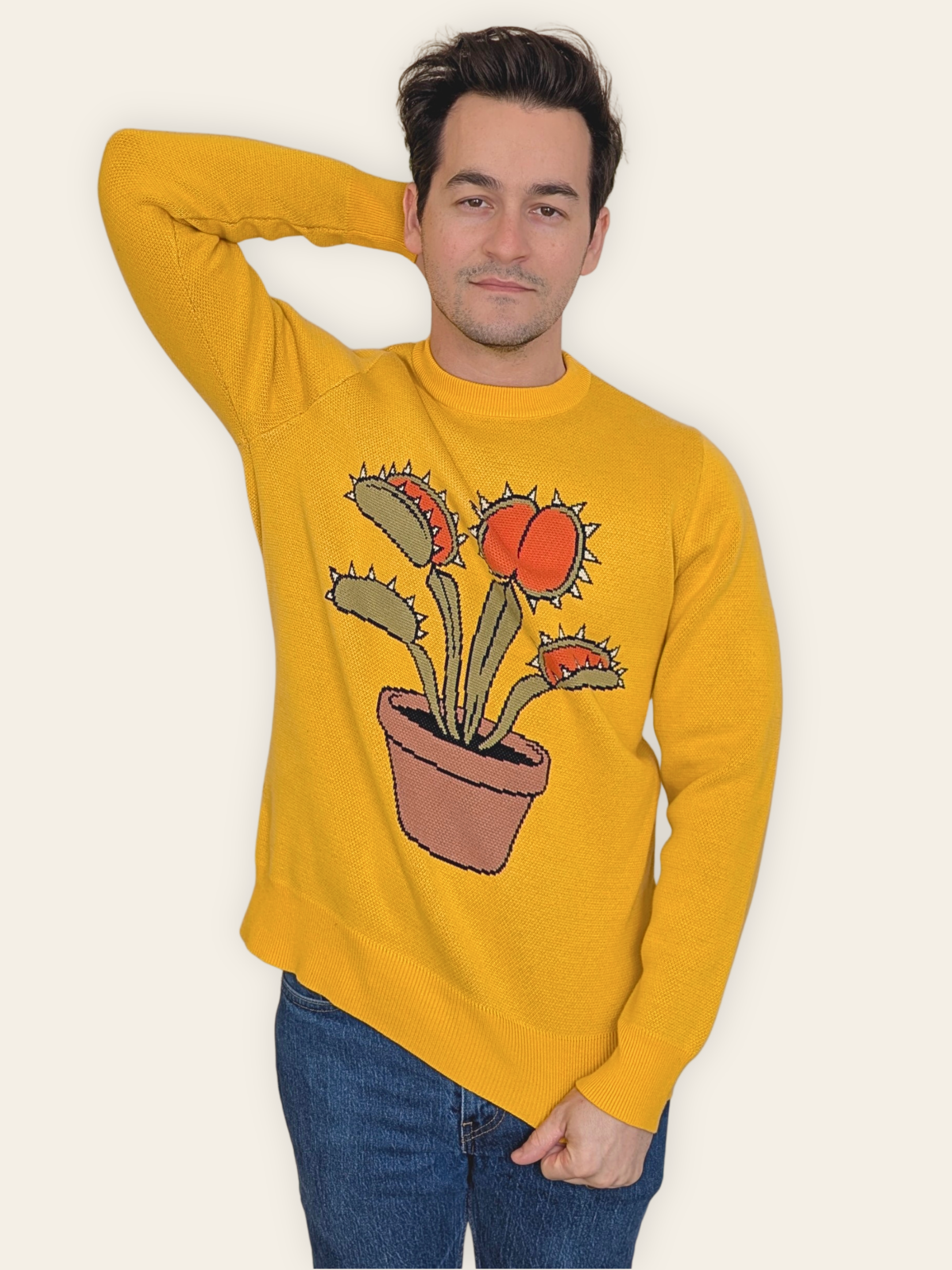 Venus_Flytrap_Sweater_-_Sleepy_Peach